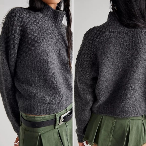 FREE PEOPLE BRADLEY CHARCOAL GREY MOCK
NECK CROPPED SWEATER SIZE MEDIUM - Picture 1 of 15